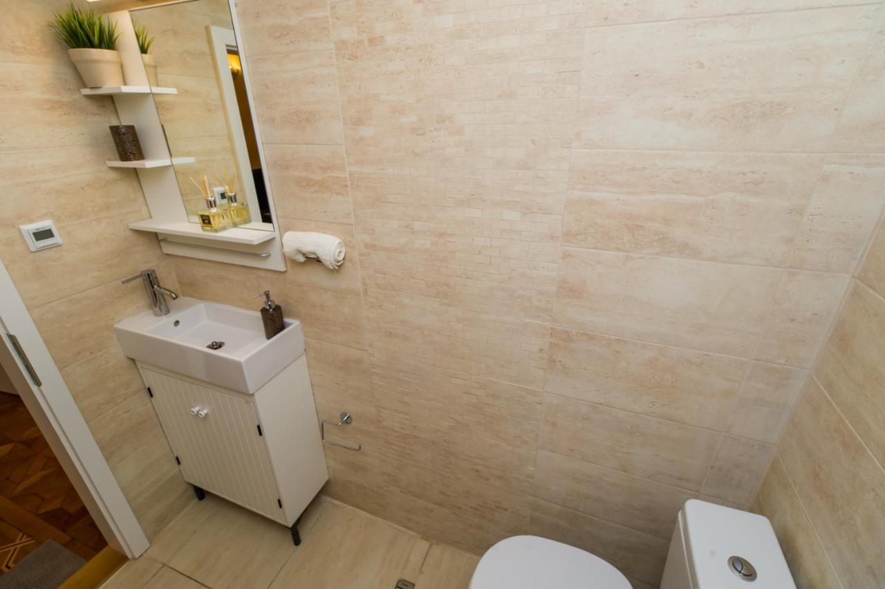 Council Square Estate Apartment *Bull'S Eye* Μπρασόβ Εξωτερικό φωτογραφία